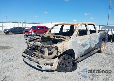 2019 Ram 1500 Big Horn/Lone Star 4X4 5'7 Box из США, поврежденный, VIN 1C6SRFFT6KN803346